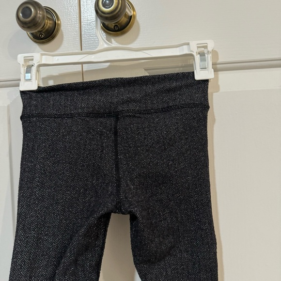 Ivivva Gray Heathered Leggings Size 7 - Picture 4 of 7